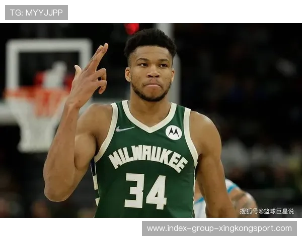 字母哥强攻禁区毫不手软,雄鹿火力全开